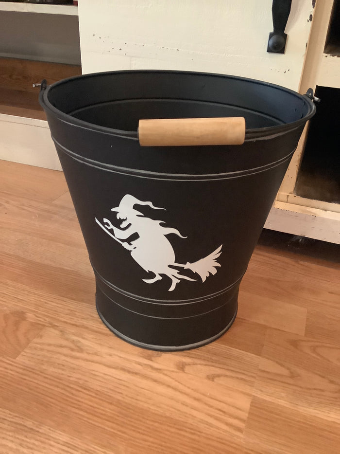 Halloween bucket - Witch