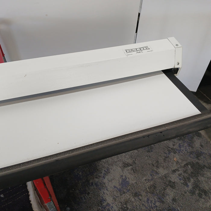 Model C Projector Screen