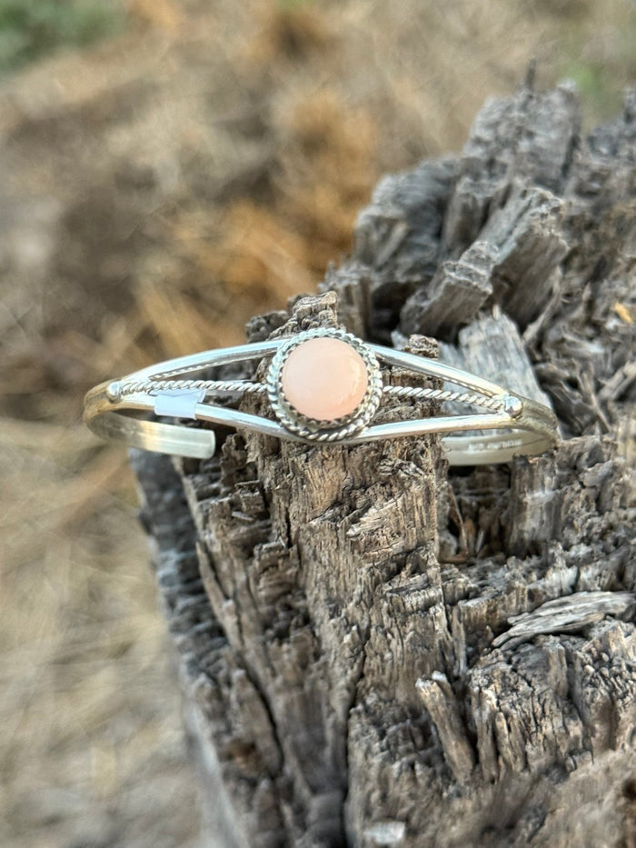 The Brandy Conch Cuff Bracelt
