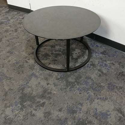 30" Round Table