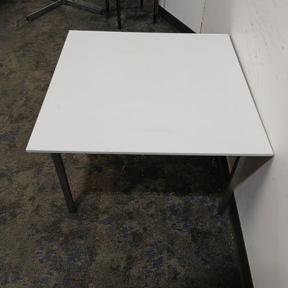 30" x 30" Table
