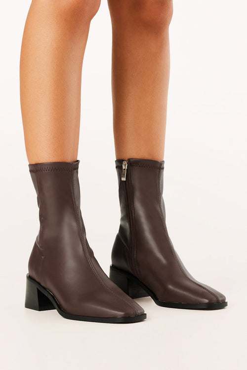 Petal and Pup USA SHOES Chihiro Booties - Hickory