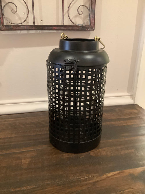 Cupertino lantern