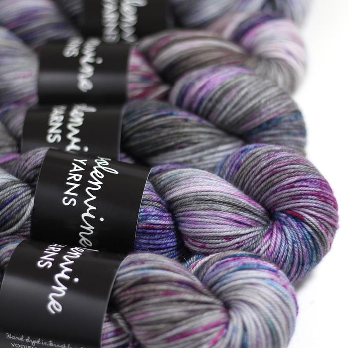 Gothday Cake (STOKER SHAWL KIT), SMITTEN DK