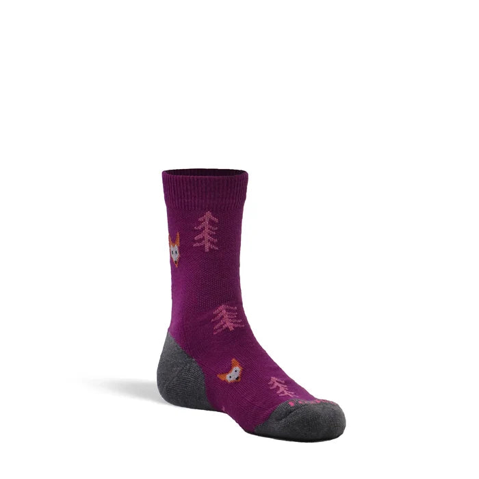 Fox River Backcountry lightweight  kids hiking socks reinforced heel and toe, ribbed arch support, and breathable —ideal for outdoor adventures.