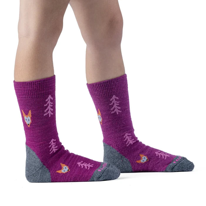 Fox River Backcountry lightweight  kids hiking socks reinforced heel and toe, ribbed arch support, and breathable —ideal for outdoor adventures.