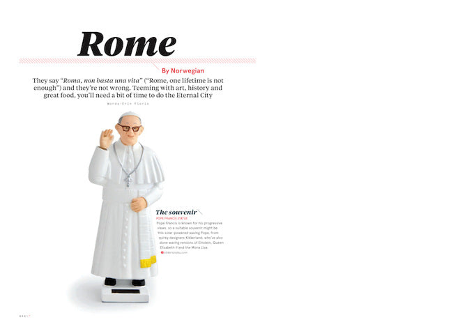 Kikkerland - Pope Francis Solar Energy Powered Waving Statue