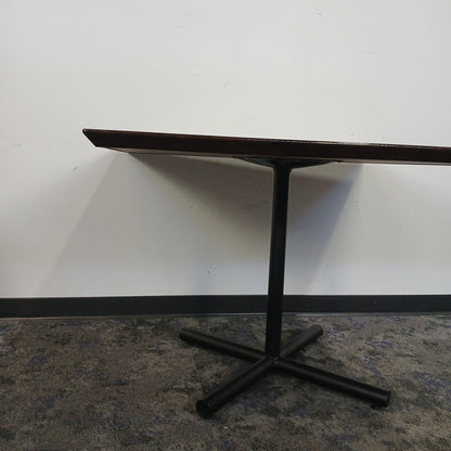 Knife Edge Break Room Table