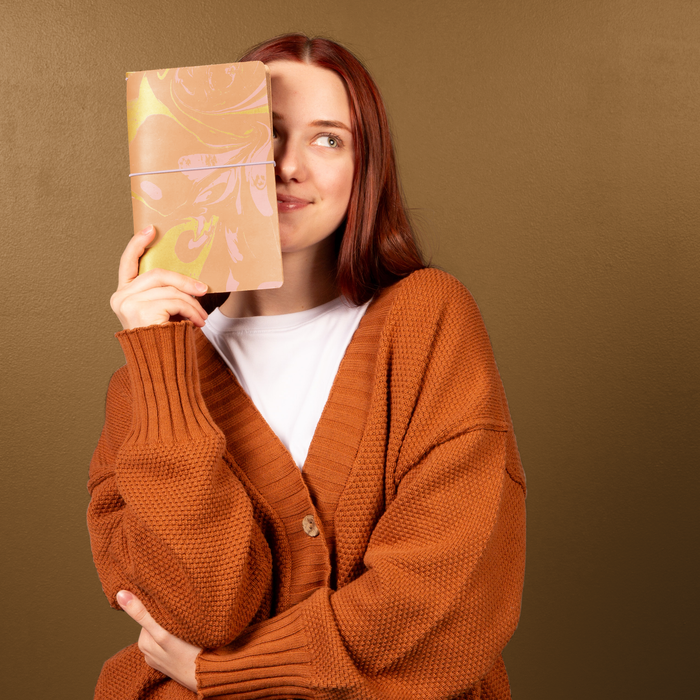 Leather Folio Marbled: Neutral