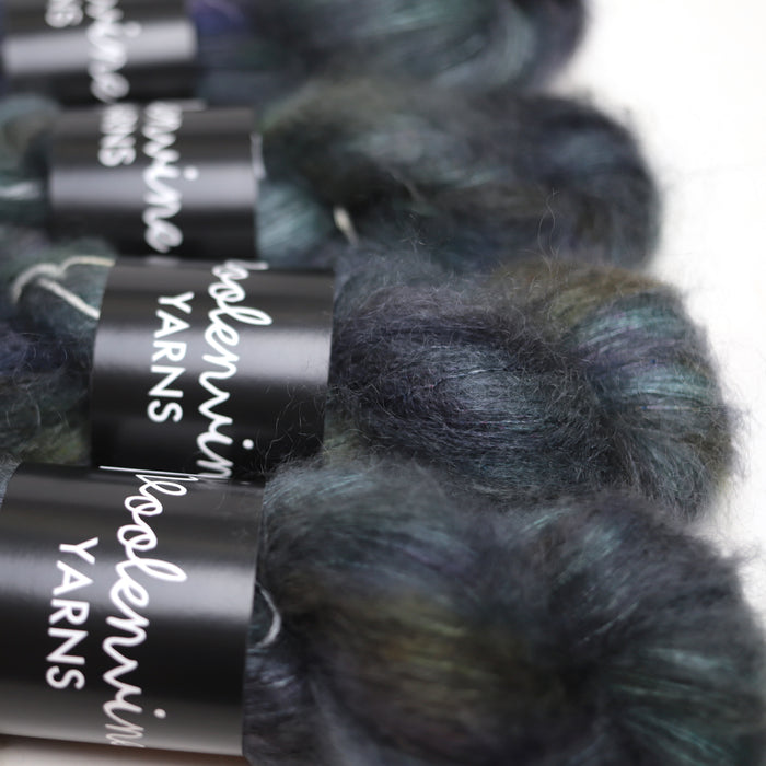 Manderley, GHOST LACE