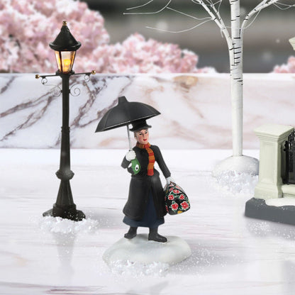 Mary Poppins Arrives