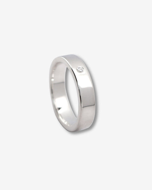 Silverring till herr med diamant