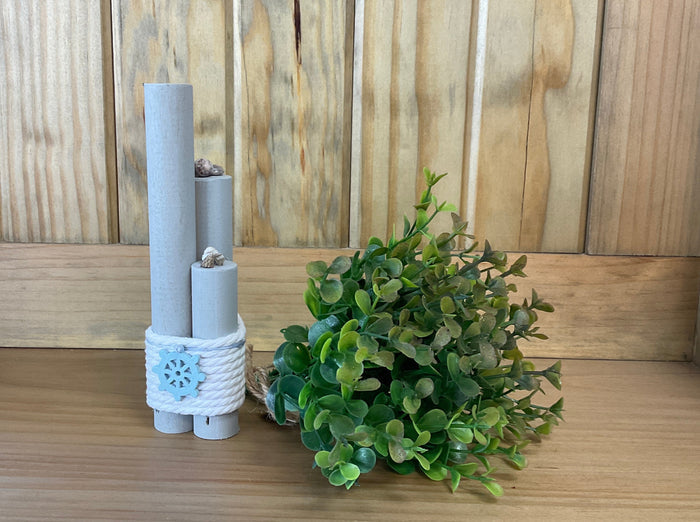Mini wood pier