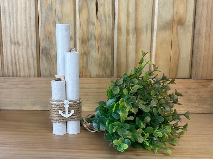 White/white anchor