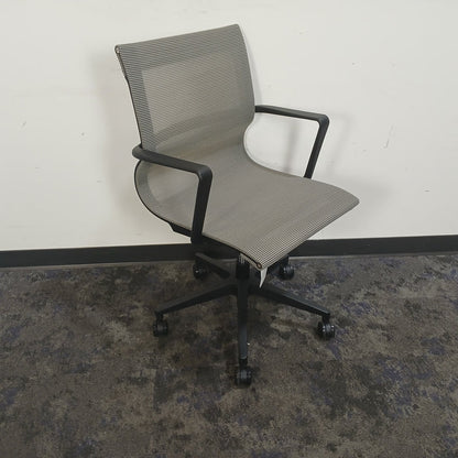 Nova Mesh Series Desk Chair