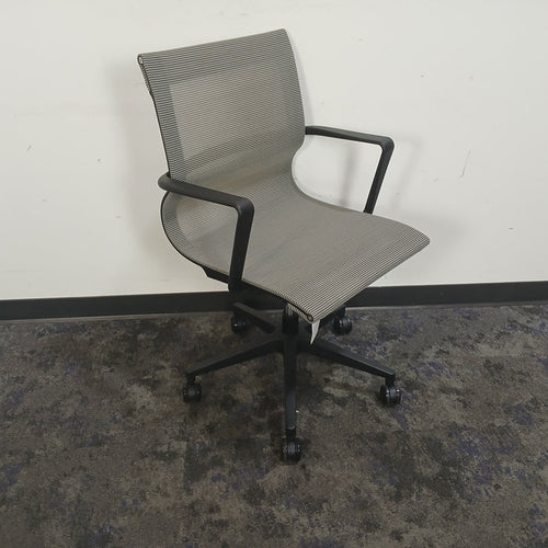 Nova Mesh Series Desk Chair