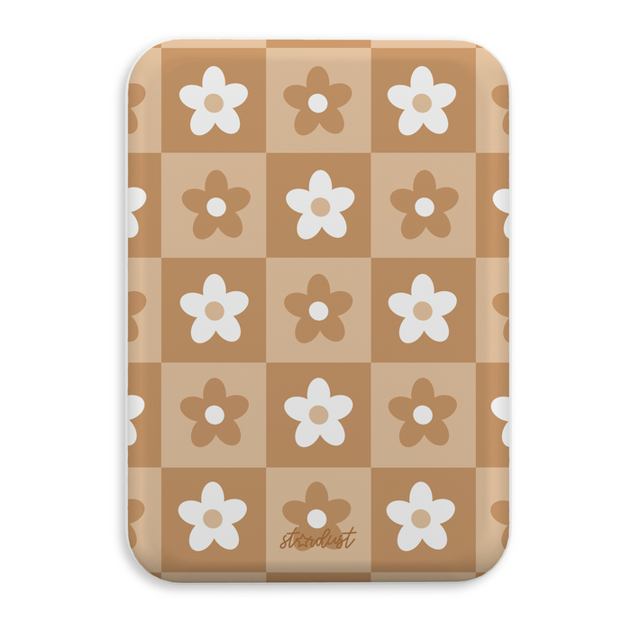 Nude Checkers MagSafe Power Bank