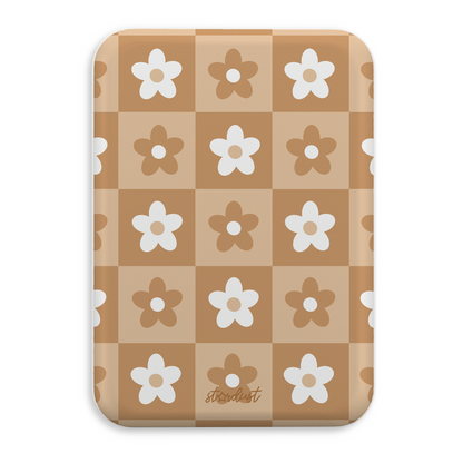 Nude Checkers MagSafe Power Bank