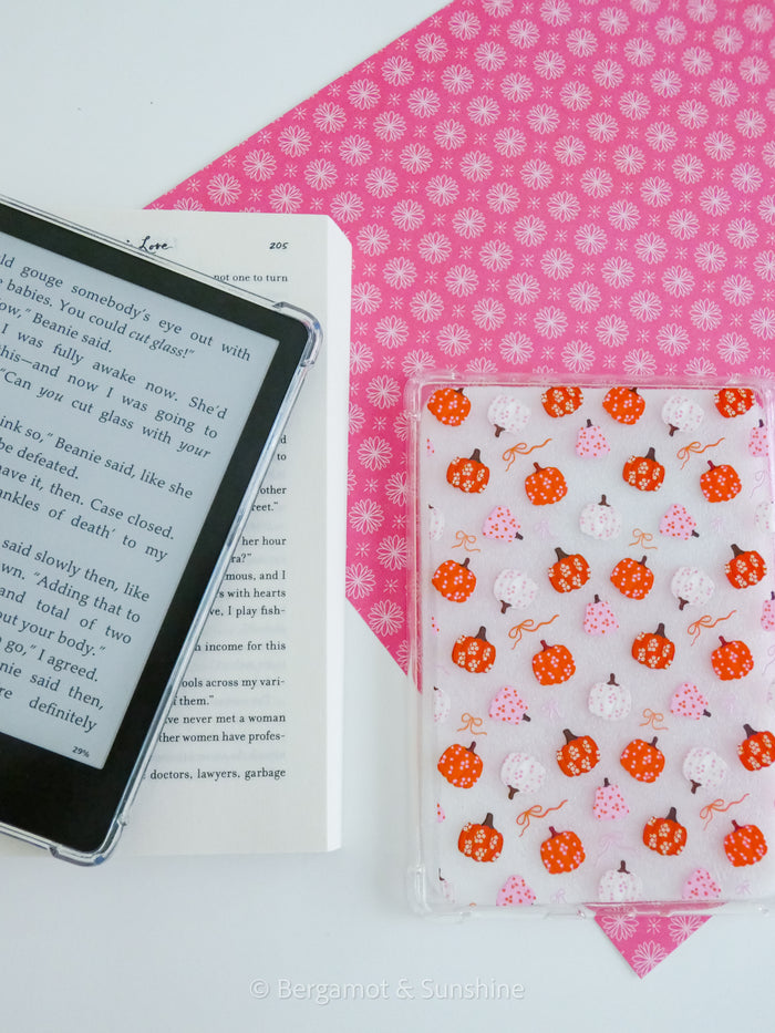 Pumpkins and Bows E Reader Case