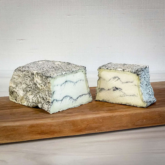 SOFIA / Capriole Goat Cheese / Indiana / Past. Goat / Soft-Ripened