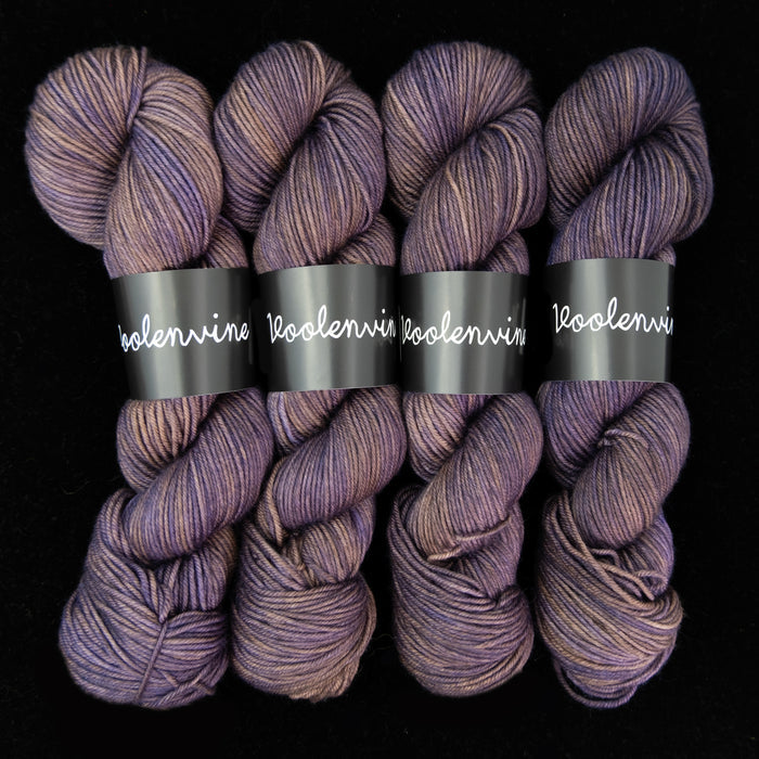 Stoker, SMITTEN DK