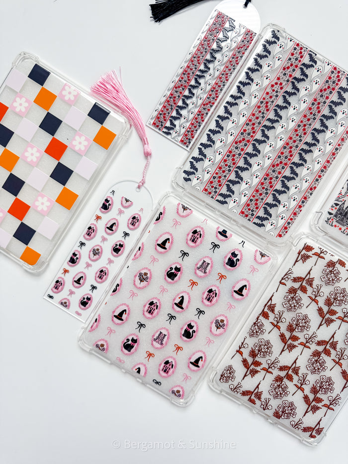 Summerween Checkerboard E Reader Case