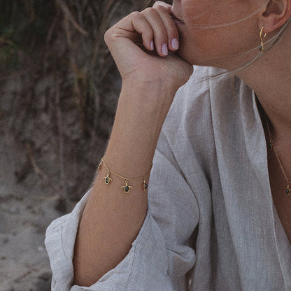 Turtle Armkette Gold