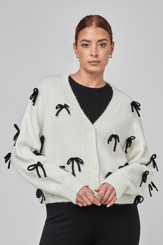 Uchuu CF25 - 901 Milk Long Sleeve Cardigan with Bows - Dotique - Uchuu