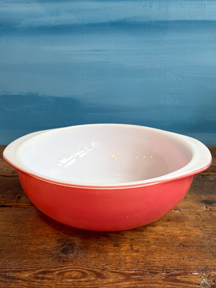 Vintage Pyrex Pink Flamingo Round 024 Casserole Dish with Lid 01